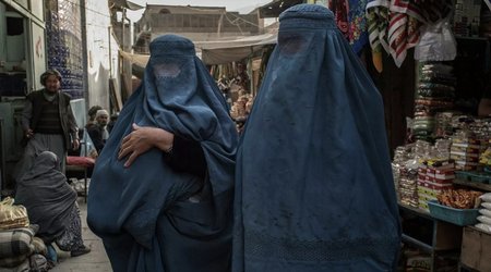 Women take to streets in Afghanistan