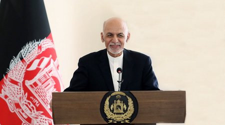 Ashraf Ghani apologizes to Afghan people
