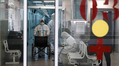 Russia reports 18,341 daily COVID-19 cases