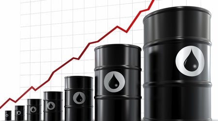 Нефть подорожала на торгах более чем на 1%