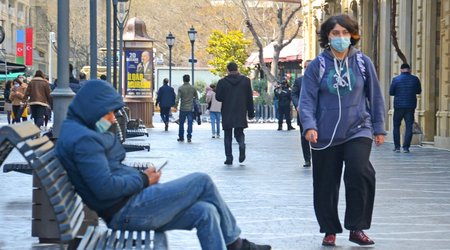 Azerbaijan's chief infectologist talks growth of COVID-19 cases in cold months