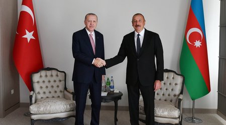 Erdogan makes phone call to Ilham Aliyev over Remembrance Day