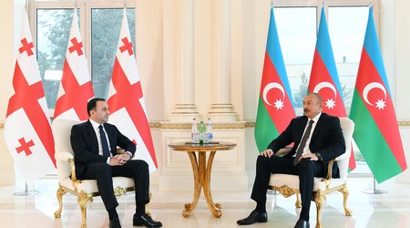 Ilham Aliyev meets with Georgian PM