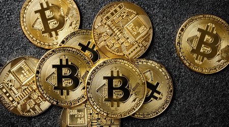 Bitkoin 10 %-dən çox bahalaşıb