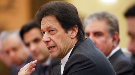Pakistan's PM calls on US to recognize new Afghan government