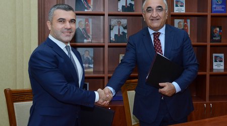 Bank Respublika və UNEC arasında əməkdaşlıq memorandumu imzalanıb