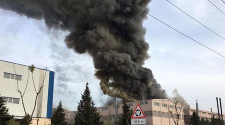 Bomb blast rocks Afghanistan, injuring several people