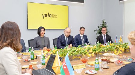 Вагит Алекперов принял участие в открытии нового головного офиса Yelo Bank
