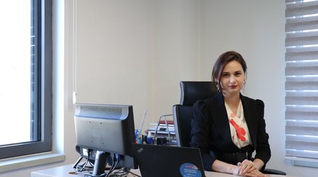 AccessBank-n simaları: Xanım Muradova, AccessBank Əlaqə Mərkəzinin rəhbəri: “Bizi “görünməz cəbhənin döyüşçüləri”adlandırmaq olar”.