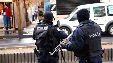 Turkey detains 9 foreigners suspected of having links with terrorists