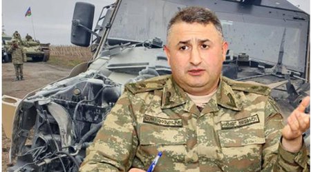 General Hikmət Həsənovun içində olduğu maşım minaya düşdü-VİDEO