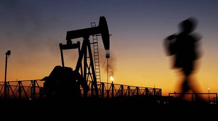 Japan to sell oil from reserves to stabilize prices