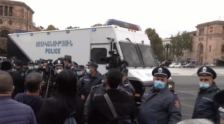 Protesters detained in Yerevan