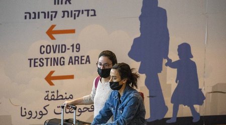 Israel closes borders to all foreigners over Omicron variant