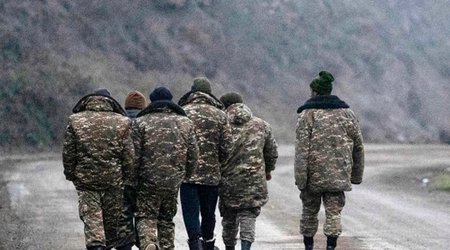 Азербайджан передал Армении 10 военнослужащих 