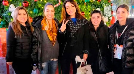 Leyla Əliyeva “Soyuq əllər, isti ürək” yarmarkasında - Fotolar