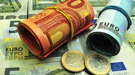 Azərbaycan Mərkəzi Bankının valyuta məzənnələri (08.12.2021)