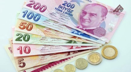Türk lirəsindən növbəti antirekord