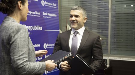 AYİB ölkənin real sektorunun dəstəklənməsi üçün Bank Respublikaya 2 iri kredit ayırıb