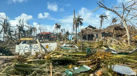 Death toll from Typhoon Rai surges to 381 in Philippines