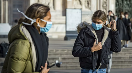 Italy makes mask-wearing outdoors compulsory