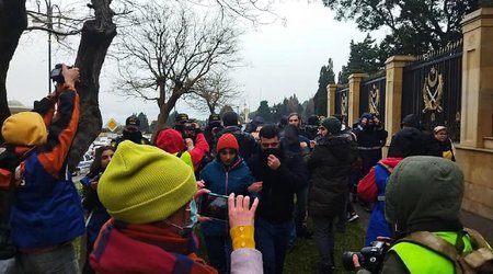 "Sərhədli reportyor olmaq istəmirik" - Aksiyadan VİDEOREPORTAJ