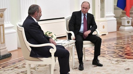 Putin, Pashinyan discuss situation in Karabakh