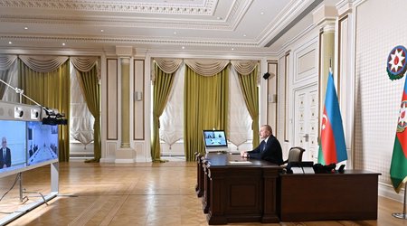 Президент Ильхам Алиев принял министра дорог и градостроительства Ирана