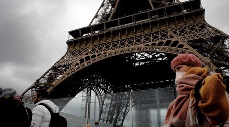 France lifts outdoor mask-wearing rule