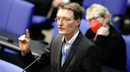 German health minister: Pandemic won't end anytime soon
