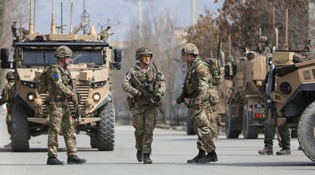 Британия удвоит число своих военных в Эстонии