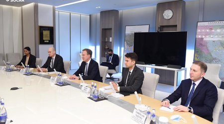 SOCAR-da Dünya İqtisadi Forumunun prezidenti ilə görüş keçirilib