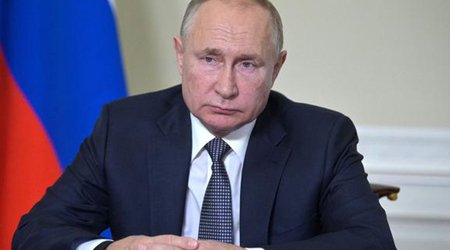 “Bizi iqtisadi sistemdən çıxarmamalıdırlar” - Putin