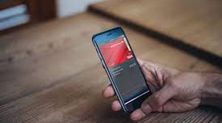 Apple Pay və Google Pay Rusiya bankları ilə işi dayandırıb