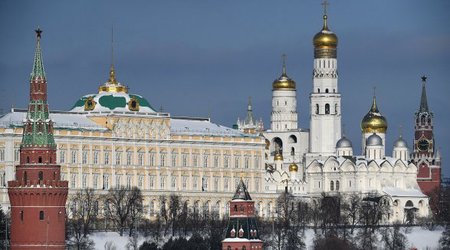 Кремль: Руководство России не изменит позиции из-за санкций