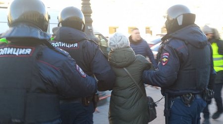49 protesters against military operations in Ukraine arrested in St. Petersburg
