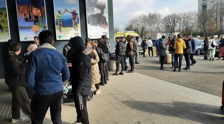 Ukraynadan təxliyə olunan daha 220 nəfər Azərbaycana gətirilib