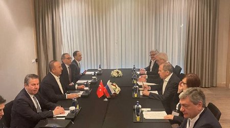 Dünyanın gözü Antalyada - Ukrayna və Rusiyanın XİN başçıları görüşür