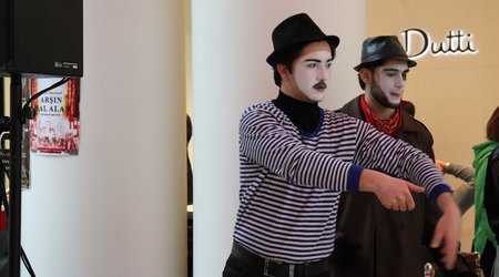 "Teatrın mayasında müxaliflik var" - Milli teatrın 149 yaşı - VİDEO