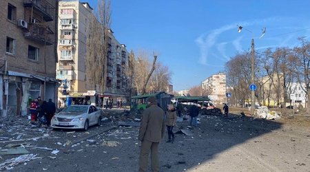 Russia fires missiles at Kyiv