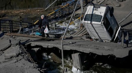 Ukraine Defense Ministry: Russia planting mines in Ukrainian lands