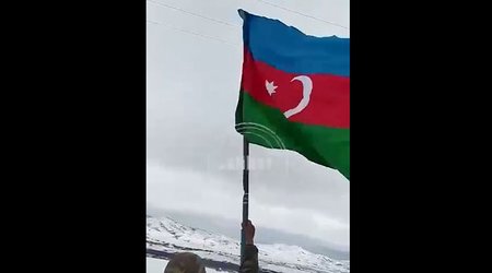 Xocalının Fərrux kəndində Azərbaycan bayrağı - VİDEO