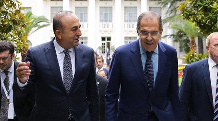 Cavusoglu, Lavrov mull upcoming Russian-Ukrainian talks in Turkiye