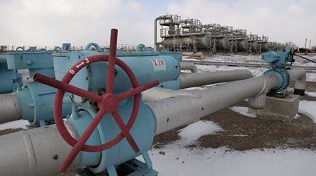 Цены на газ в Европе к закрытию опустились почти до 1 200 долларов