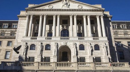 Британия разрешила ЦБ, ФНБ и Минфину России платить по нерублевым займам