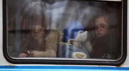 Ukrainian government warns population that situation could escalate