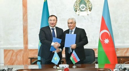 Azərbaycan və Qazaxıstan arasında saziş imzalandı