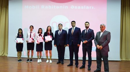 Naxçıvan Dövlət Universitetində “Mobil rabitə təlimi” keçirildi- FOTOLAR