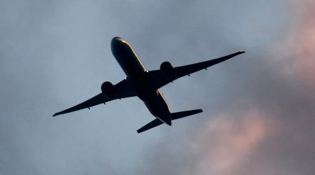 US bans 10 more Russian and Belarusian planes