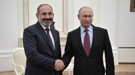 Paşinyan Rusiyaya gedir, Putinlə görüşəcək